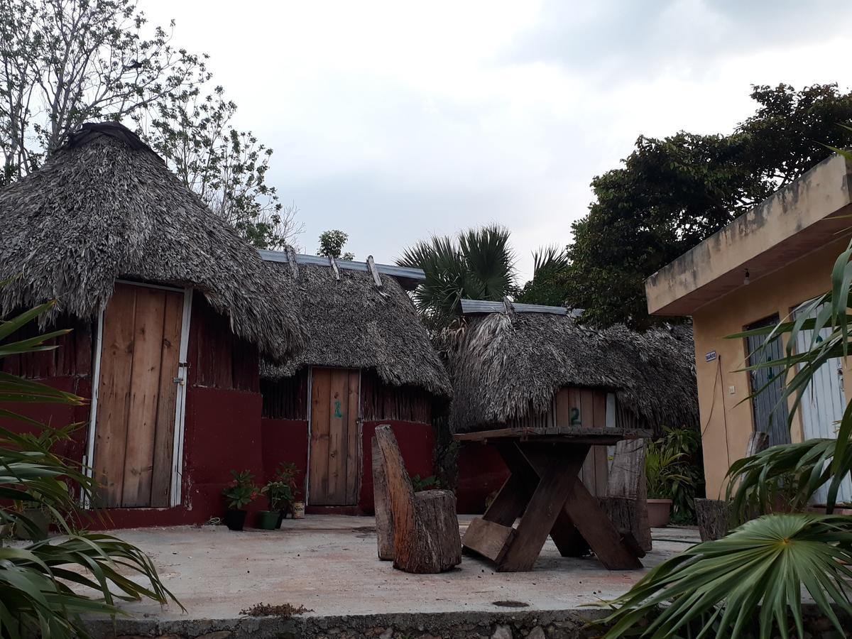 El Chac Mool Bed and Breakfast Santa Elena Zewnętrze zdjęcie